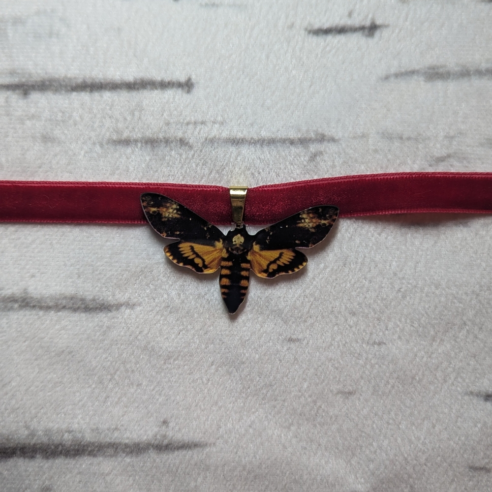 🖤 Death Moth Choker